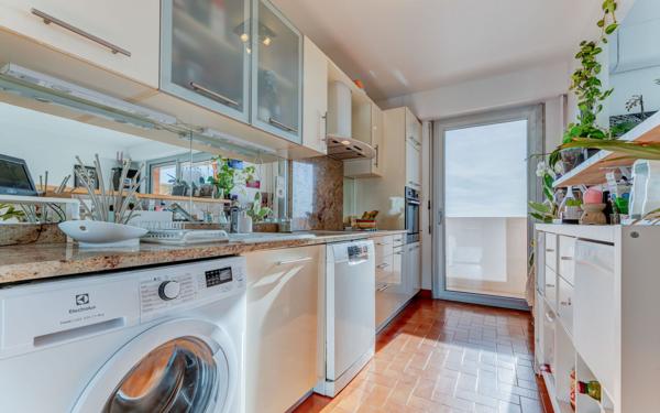 Appartement à vendre    3 pièces • 66 m2 Nice