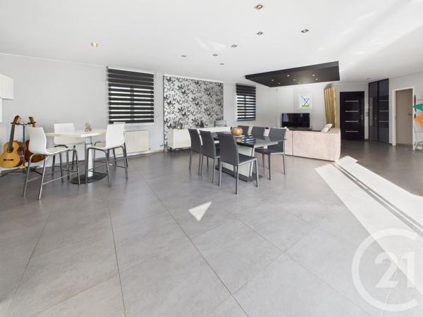 Maison à vendre  4 pièces - 132,85 m 2   VILLENAVE D ORNON  - 33