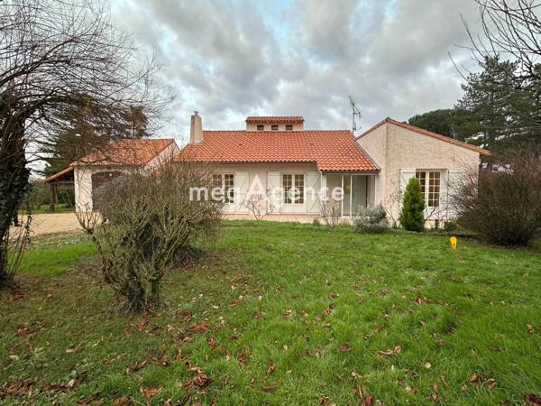 Maison à SEVRES-ANXAUMONT, 86800 - 6 pièces 143m²