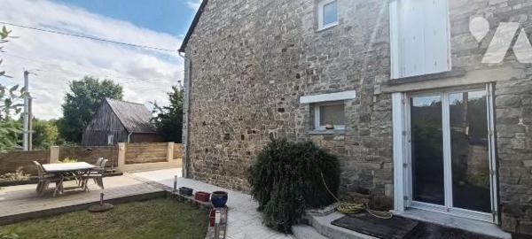 GUICHEN -  Venez découvrir cette maison en pierres située dans un hameau entre Guichen et Pont ...