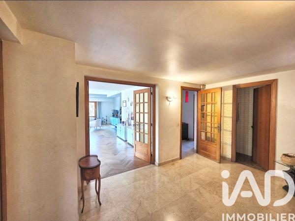 Maison à vendre 7 pièces 307 m² Sallanches