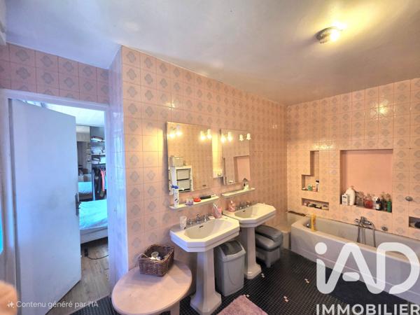 Maison à vendre 7 pièces 307 m² Sallanches