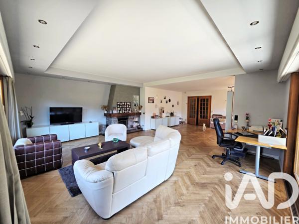 Maison à vendre 7 pièces 307 m² Sallanches