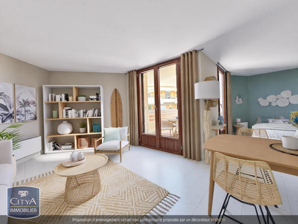 Appartement à vendre 3 pièces 48m² Fréjus (83600)