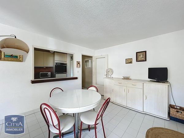 Appartement à vendre 3 pièces 48m² Fréjus (83600)