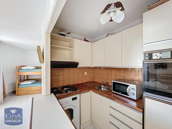 Appartement à vendre 3 pièces 48m² Fréjus (83600)