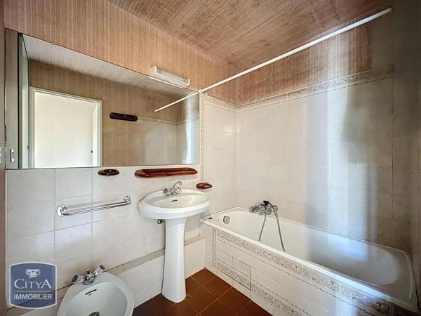 Appartement à vendre 3 pièces 48m² Fréjus (83600)