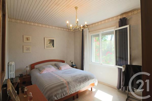 Maison à vendre  6 pièces - 160 m 2   MONTPON MENESTEROL  - 24
