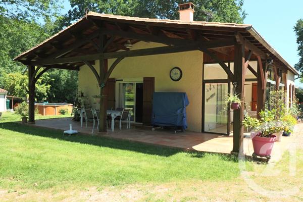 Maison à vendre  6 pièces - 160 m 2   MONTPON MENESTEROL  - 24