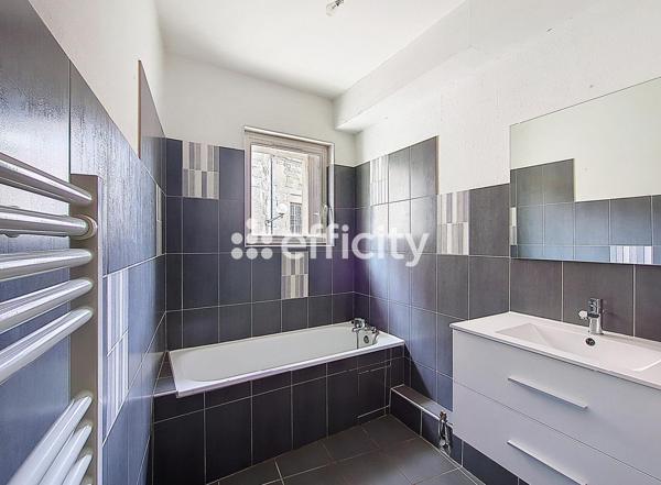 Maison 6 pièces - 160 m² Exclusivité efficity