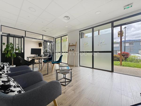 Local d'activités de 61 m²