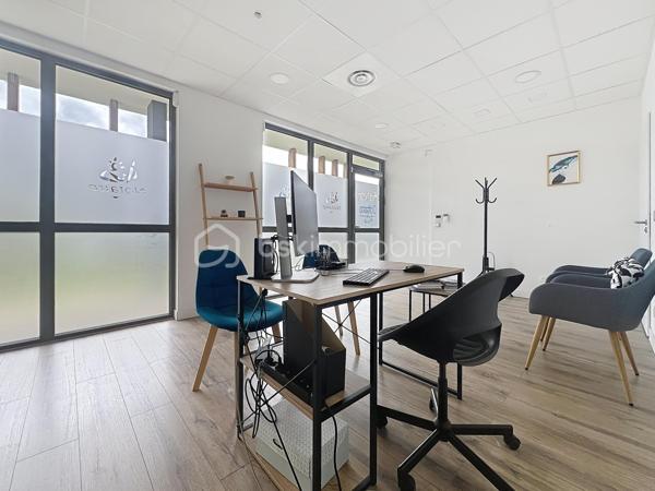 Local d'activités de 61 m²