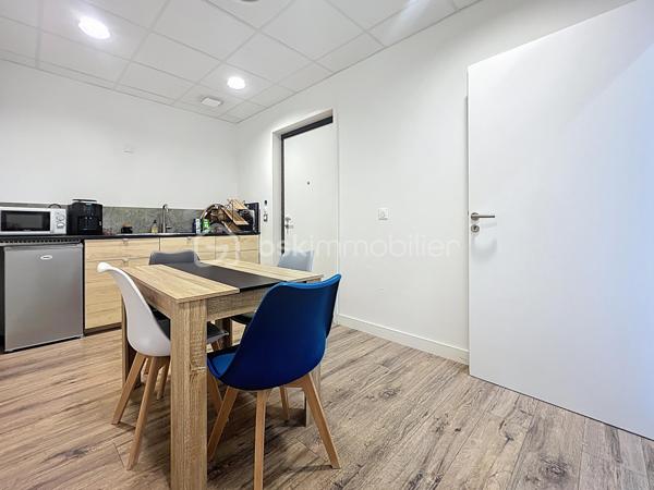 Local d'activités de 61 m²