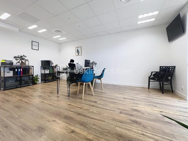 Local d'activités de 61 m²