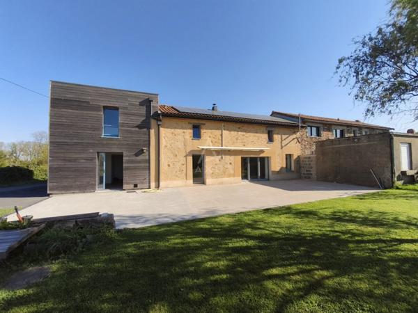 LONGERE 4 CHAMBRES