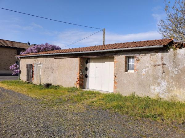 LONGERE 4 CHAMBRES