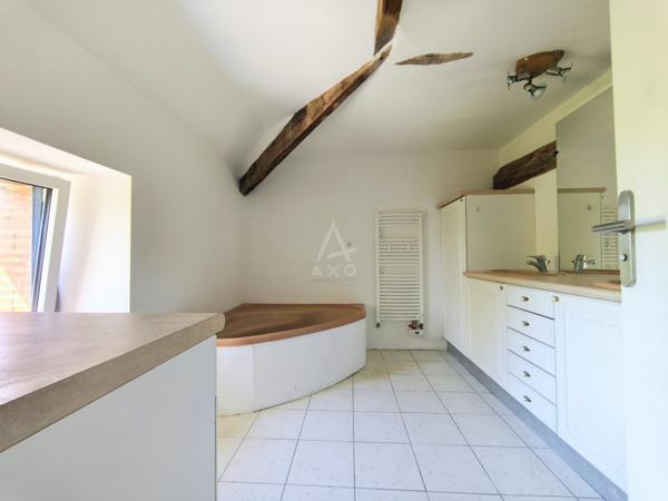LONGERE 4 CHAMBRES