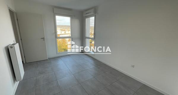 Location Appartement 2 pièces 46.92 m² - Clermont-ferrand 63000