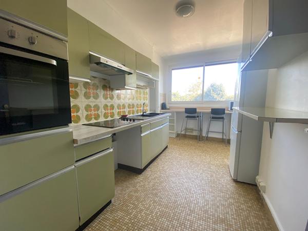 Appartement Corbeil Essonnes 5 pièce(s) 89.49 m2