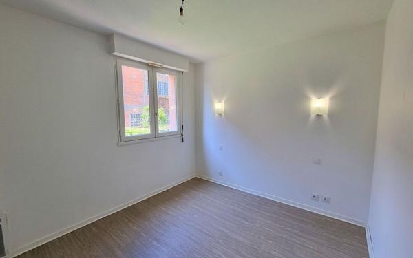 Appartement à louer    1 pièce •  Albi