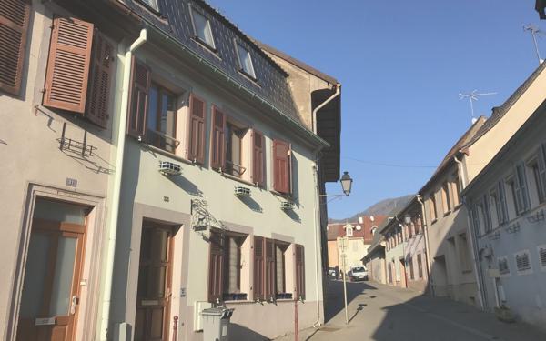 Maison à vendre    5 pièces • 220 m2 Thann