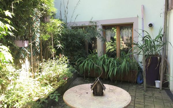 Maison à vendre    5 pièces • 220 m2 Thann