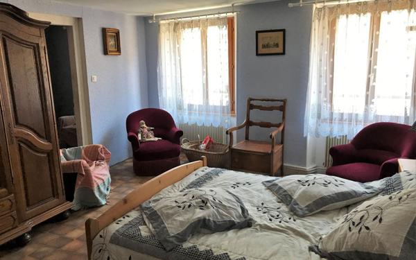 Maison à vendre    5 pièces • 220 m2 Thann