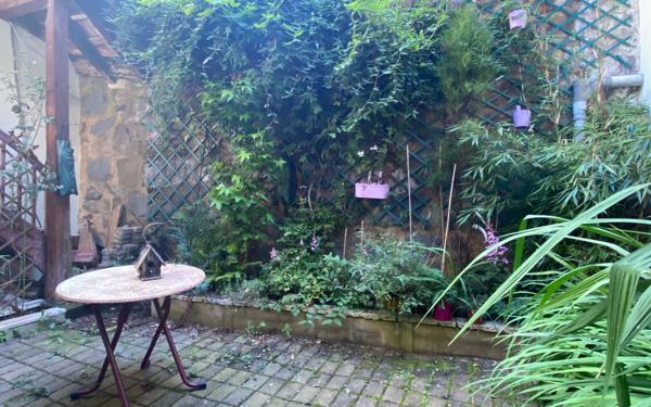 Maison à vendre    5 pièces • 220 m2 Thann