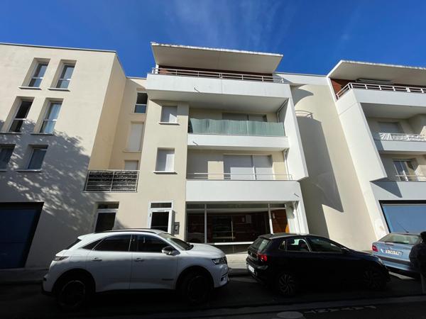 A VENDRE - BORDEAUX TAUZIA -  Appartement Bordeaux 2 pièce(s) de 51 m² environ