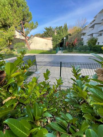 A VENDRE - BORDEAUX TAUZIA -  Appartement Bordeaux 2 pièce(s) de 51 m² environ