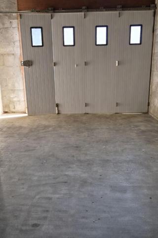 Appartement T3 (67 m2) rénové avec garage, atelier et terrain à Lanester (Morbihan)