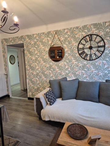 Appartement T3 rénové avec garage, atelier et terrain à Lanester (Morbihan)