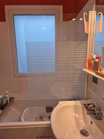 Appartement T3 rénové avec garage, atelier et terrain à Lanester (Morbihan)