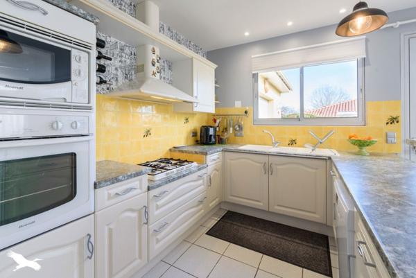 Maison à vendre |  Saint-Pierre-du-Mont |  4 pièces | 140 m²