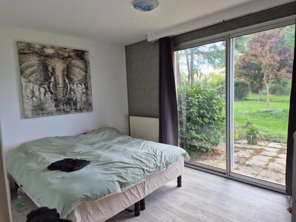 CHATEAU- GUIBERT AU CALME ABSOLUE CHARMANTE MAISON AVEC PISCINE ET SOUS SOL COMPLET SUR 3800M² CLOS