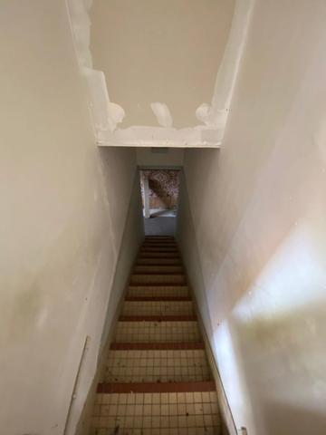 CHATEAU- GUIBERT AU CALME ABSOLUE CHARMANTE MAISON AVEC PISCINE ET SOUS SOL COMPLET SUR 3800M² CLOS