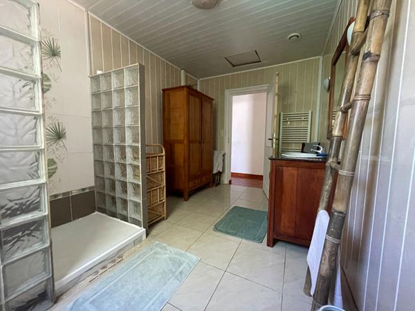 PONT L ABBE D ARNOULT (17250) A vendre maison de 5 pièces (145 m²)