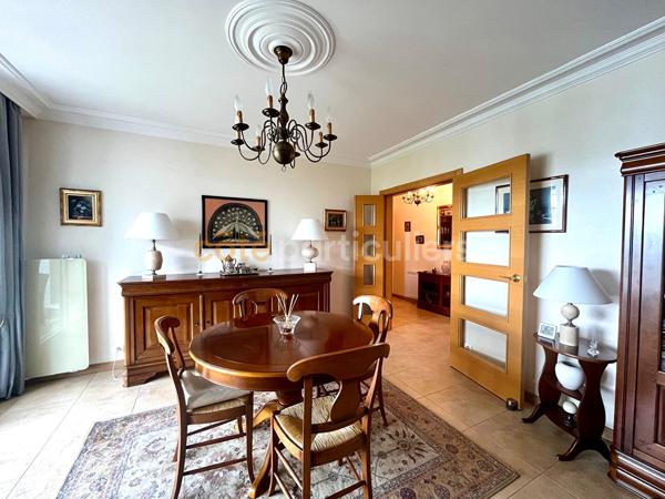 Vente
                Appartement89 m² - 3 Pièces -
                    royan (17200)