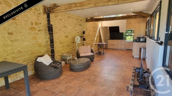 Maison à vendre  6 pièces - 164,60 m 2   SARLAT LA CANEDA  - 24