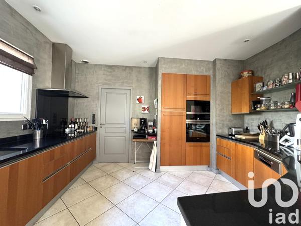 Maison à vendre 10 pièces 260 m² Buxerolles