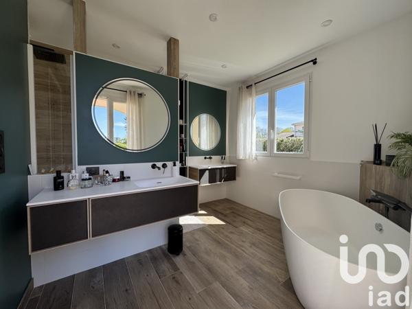 Maison à vendre 10 pièces 260 m² Buxerolles