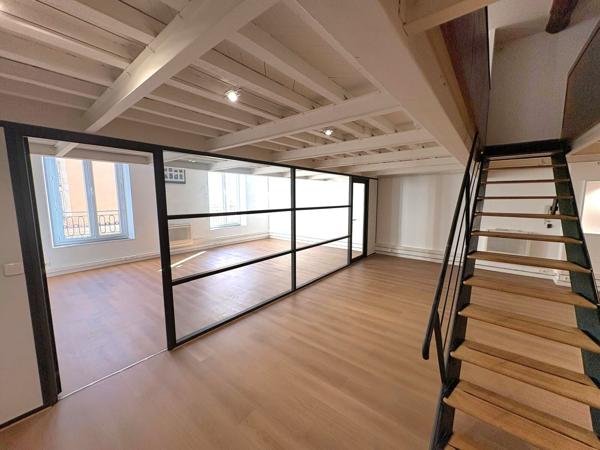 Bureaux avec beaucoup de cachet à louer - Cours d'Estienne d'Orves / Vieux Port - 13001 Marseille