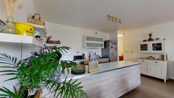 Appartement
         3 pièces
        - 73 m² Exclusivité 345 000 € *