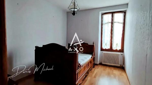 Maison familiale 173 m² avec terrain d'1 hectare et multiples dépendances