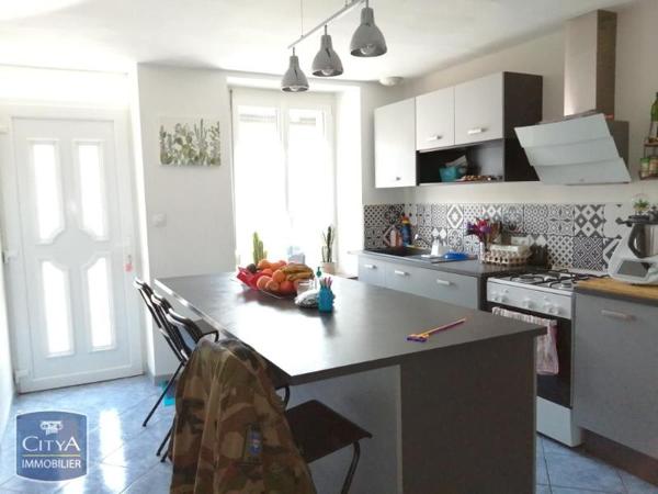 Maison à louer 5 pièces 113.14m² Bogny-sur-Meuse (08120)