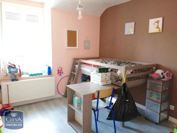 Maison à louer 5 pièces 113.14m² Bogny-sur-Meuse (08120)