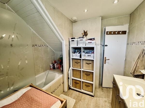 Maison à vendre 6 pièces 98 m² Saint-Germain-Laval