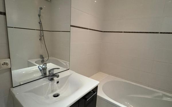 Appartement à louer    3 pièces •  Brest