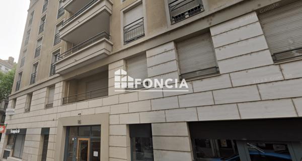 Location Appartement 3 pièces 74 m² - Lyon 69003