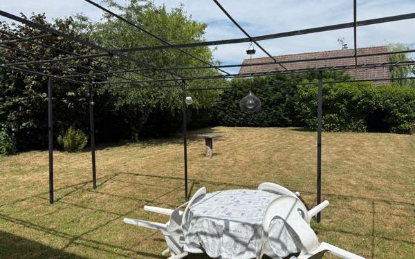 Maison à vendre    4 pièces •  Jouy-le-Châtel